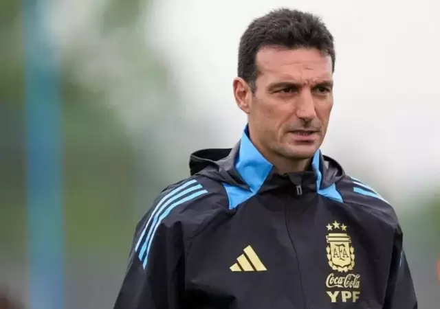 Lionel Messi vuelve al equipo titular de Argentina pero Scaloni sufre por una figura