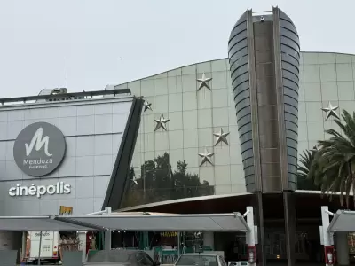 Gu�a de ahorro para el D�a del Padre: Mendoza Shopping lanza megadescuentos y beneficios mundialistas.