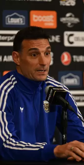 Scaloni define variantes clave para sustituir al defensor lesionado antes del debut mundialista.