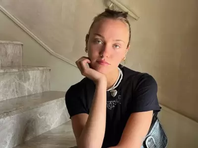 sofia-sola