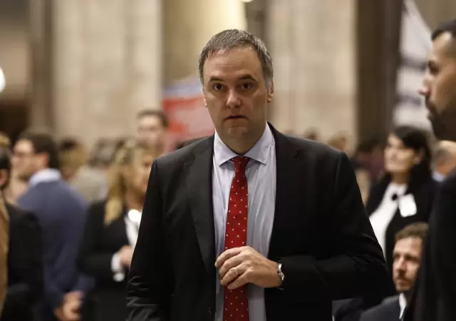 Tras presentar su declaraci�n jurada, Manuel Adorni revel� ganancias superiores al medio mill�n de d�lares gracias a sus inversiones en criptomonedas.
