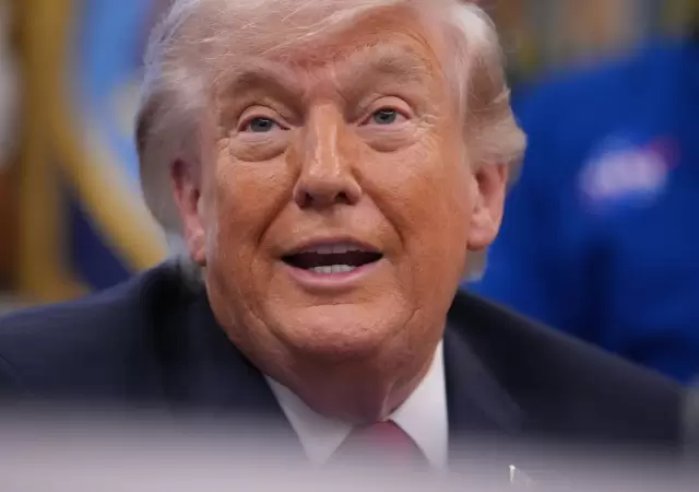 Trump anticipa un hist�rico acuerdo para terminar la guerra con Ir�n este fin de semana, pero el gobierno de Teher�n niega que el pacto est� cerrado.