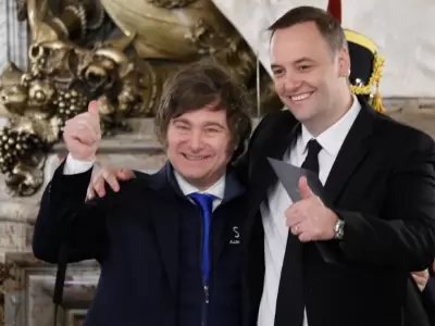 el-presidente-javier-milei-y-manuel-adorni