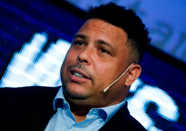 Ronaldo Naz�rio elogi� a Lionel Messi tras su hat-trick
