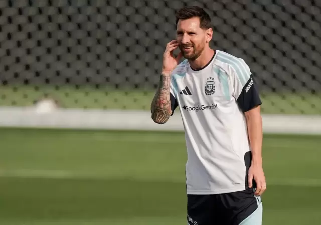De la angustia familiar a la cancha: el gesto de Messi en Kansas tras las falsas noticias sobre su padre