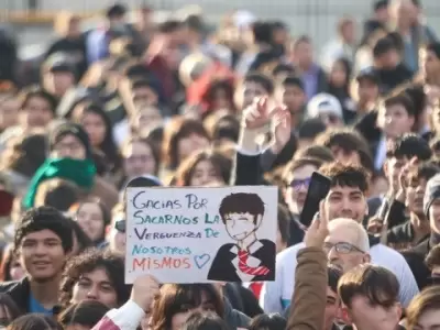 El youtuber fue homenajeado por cientos de fan�ticos