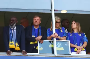 M�xima viendo el partido