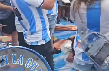 Banderazo en la previa