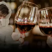 Vino caliente gana terreno en Argentina como opción invernal