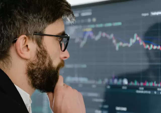 El economista Marcos Cohen explica en Sin Verso las causas de la ca�da de acciones argentinas en Wall Street.