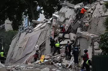 El primer movimiento tel�rico tuvo su epicentro a 21 kil�metros de profundidad cerca de la ciudad de San Felipe, estado de Yaracuy.