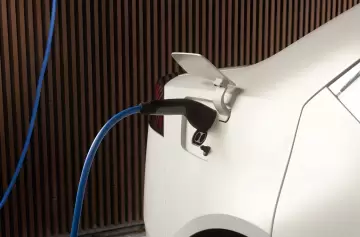 Reparar y asegurar veh�culos el�ctricos en el pa�s es un dolor de cabeza.