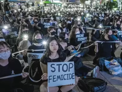 Corea del Sur estrena una aplicaci�n para vigilar a los agresores mediante tobilleras electr�nicas.
