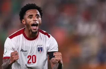 El capit�n y 10 de Cabo Verde, fuertemente acusado
