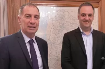 Santilli pica en punta, mientras el futuro de Adorni es una inc�gnita