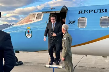 Javier Milei llega a Paraguay en una nueva cumbre Mercosur