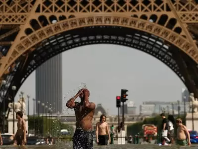 Morgues desbordadas en Par�s: la hist�rica ola de calor provoca una situaci�n "catastr�fica"