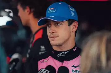 Franco Colapinto finaliz� 12� en la carrera sprint de F�rmula 1 en Silverstone.