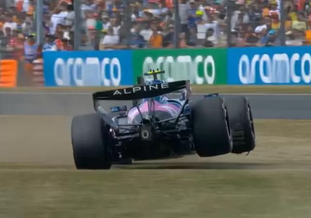 Franco Colapinto sufri� una extrema salida de pista en Silverstone que lo releg� al 19� lugar.