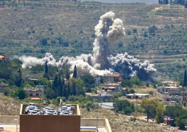 La ofensiva israel� avanza con bombardeos y drones sobre Beirut.