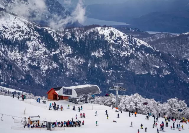 �La "Suiza" argentina? 5 espectaculares destinos nacionales que nada tienen que envidiarle al rival del s�bado.