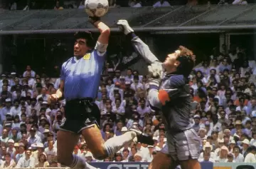 Pelota de Maradona del Mundial 86 sale a subasta millonaria