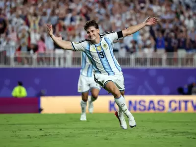 Con un golazo en el alargue, Juli�n �lvarez destrab� el partido y encamin� la clasificaci�n albiceleste rumbo a las semifinales.