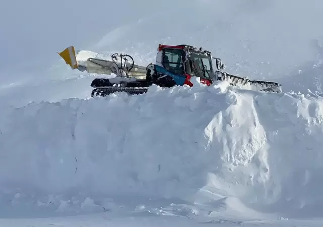 Alerta nieve en Alta Monta�a Mendoza: im�genes en vivo