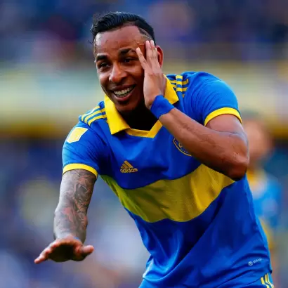 Sebasti�n Villa volver� a Boca tras pasar la revisi�n m�dica
