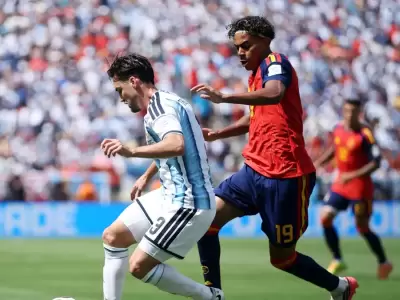 Espa�a gan� 1 a 0 la final