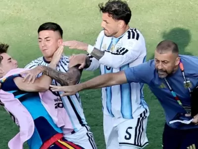 Paredes fue expulsado al t�rmino del partido