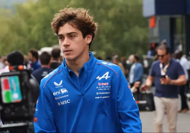 �Injusticia con Colapinto? Hizo la maniobra del a�o pero la F1 lo releg�.