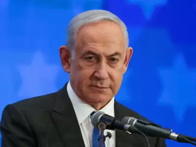 Netanyahu desaf�a la orden de arresto y se re�ne con Trump tras el amago de detenci�n de Mamdani.